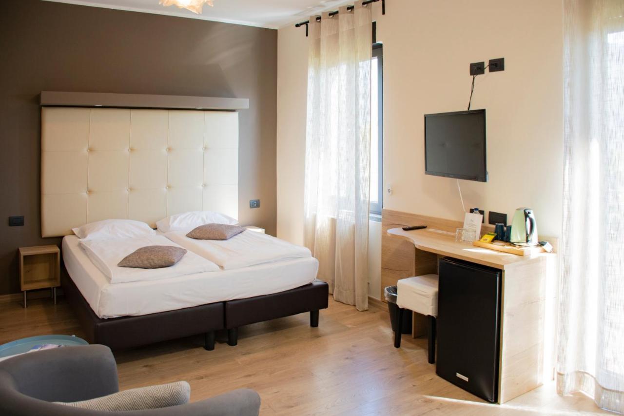 Hotel Bungalows Europa Domaso Luaran gambar