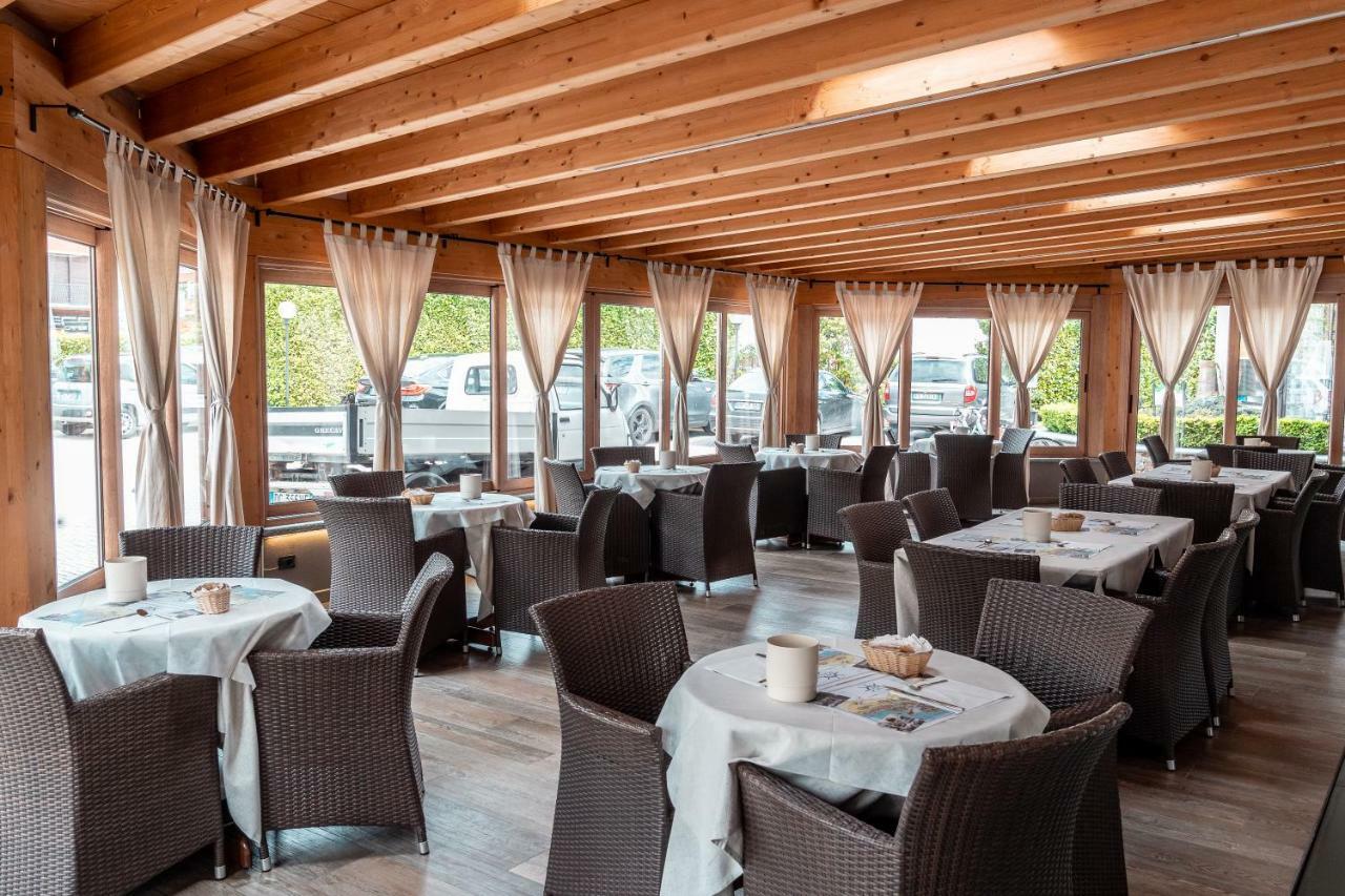 Hotel Bungalows Europa Domaso Luaran gambar